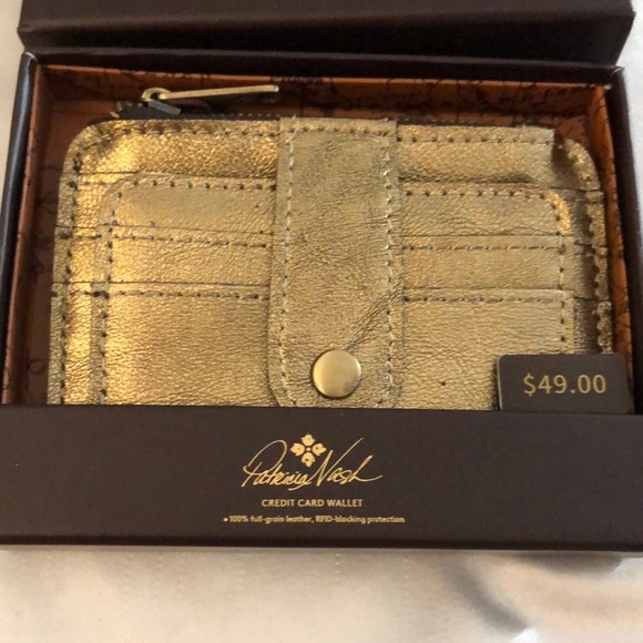 Patricia Nash Cassis Distressed Vintage Leather Card Case Antique Gold NWT & Box - Picture 13 of 16